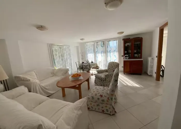 Apartment Casa Lilly - Giardino E Parcheggio A Due Passi Dal Mare